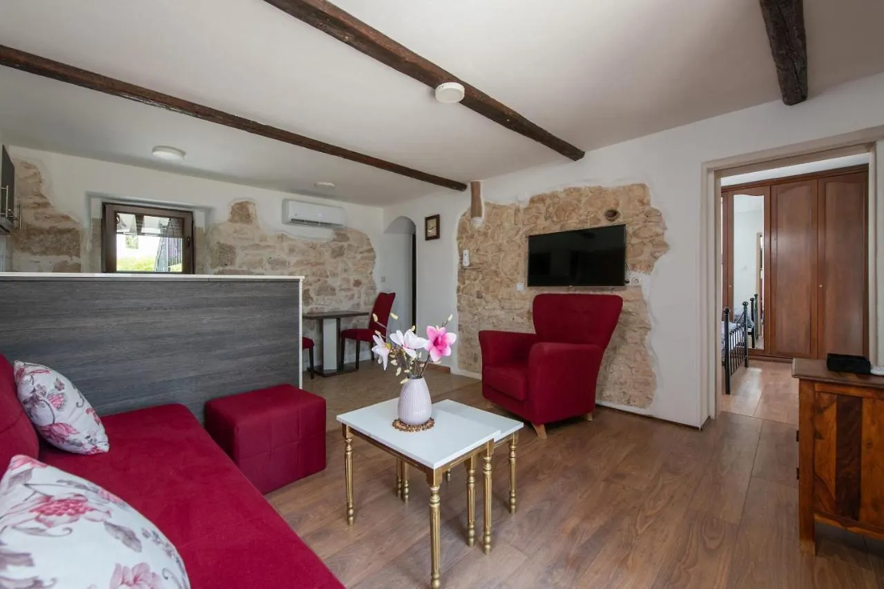 Dolce Vita Apartments Porec