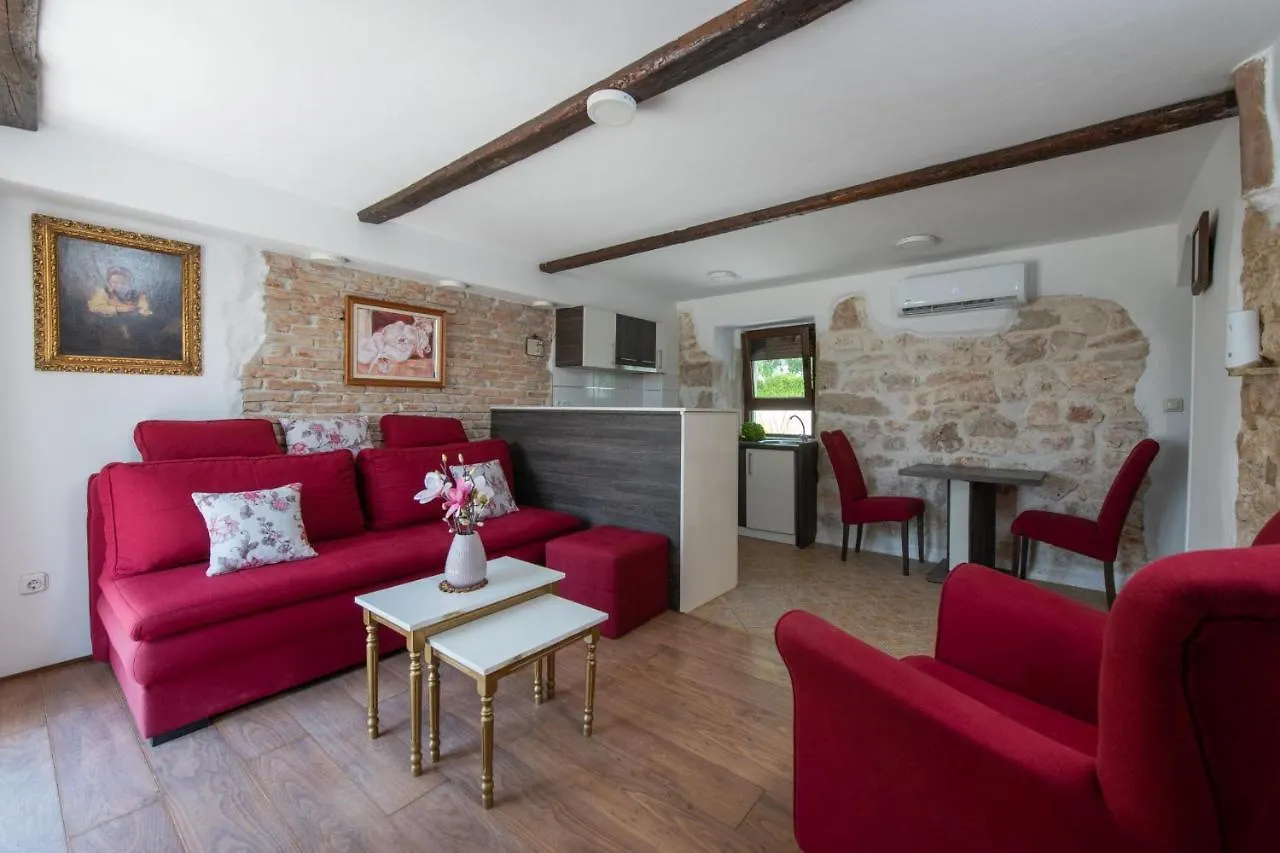 Dolce Vita Apartments Porec 0*,